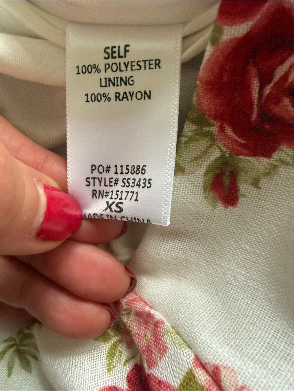 Le Lis White Mini Skort with Pink Rose Print NWT Size XS - Picture 4 of 7